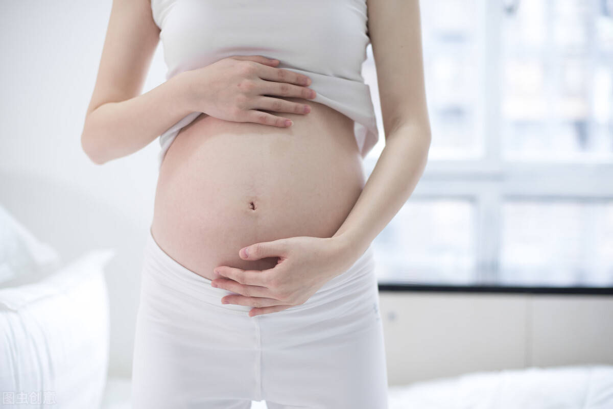 孕中期为什么孕妇会出现烧心?