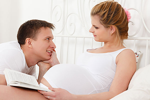 流产和孕晚期睡姿有联系吗?